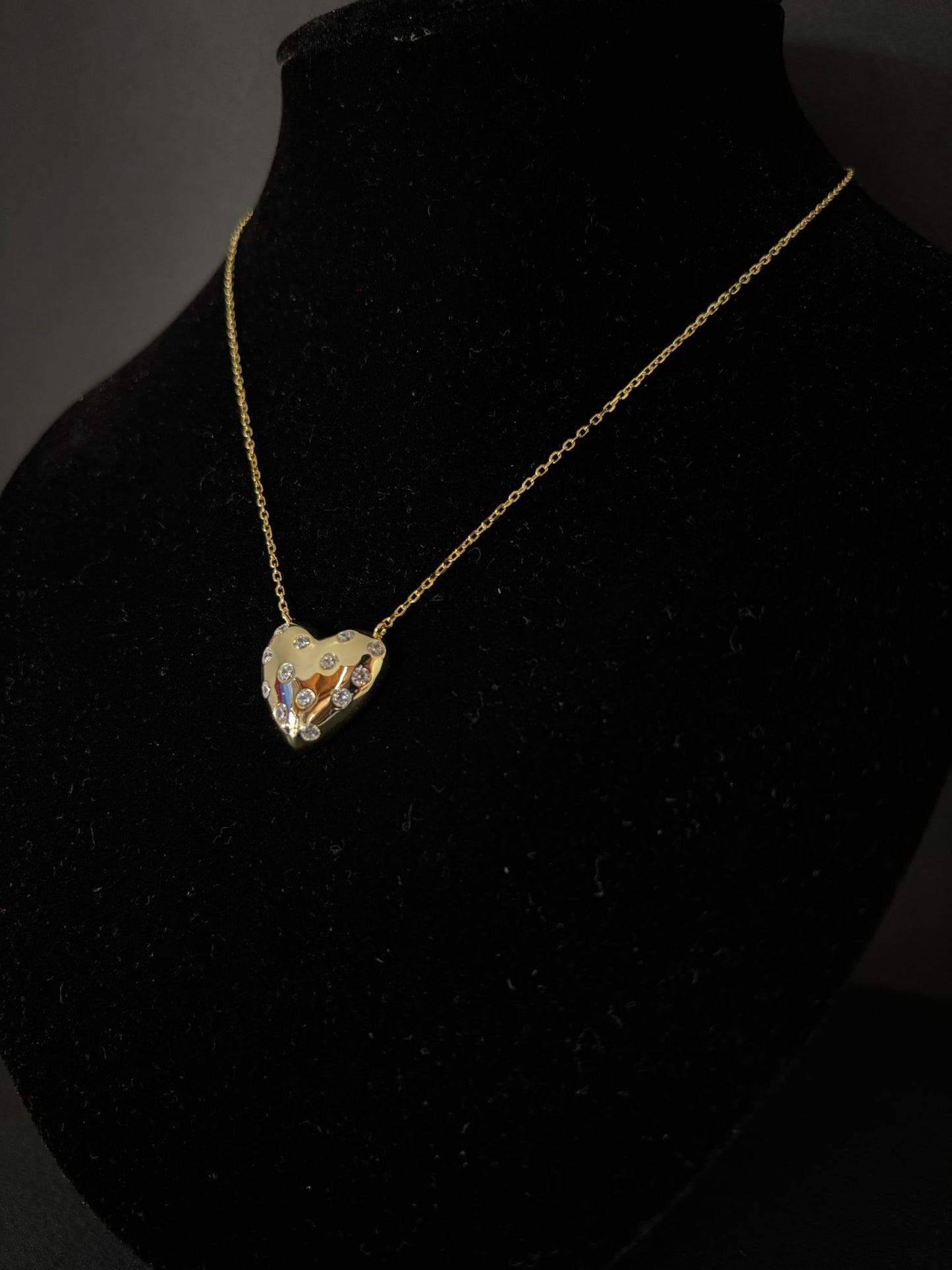 Collana Morfea con ciondolo a forma di cuore