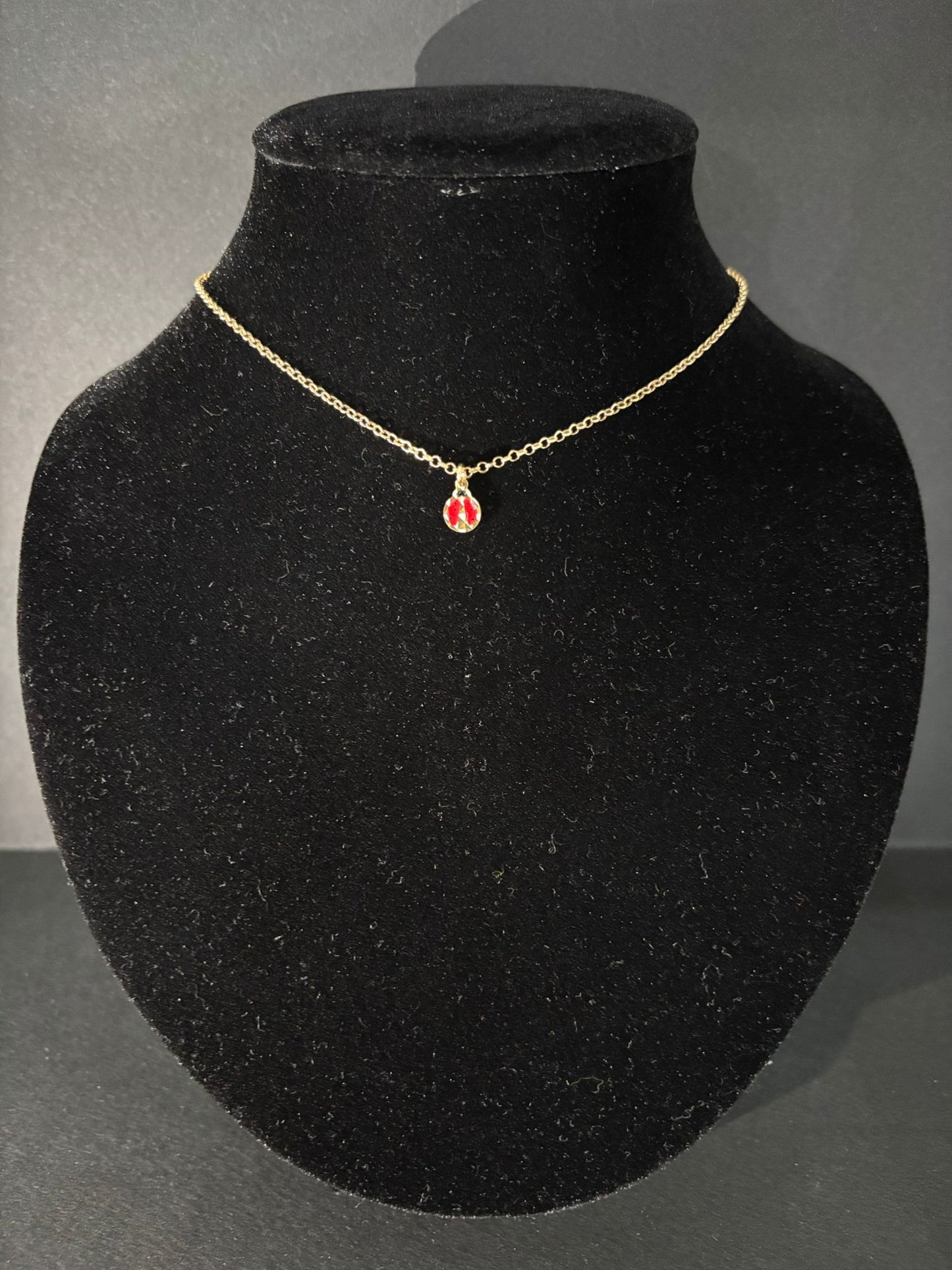 Collana morfea con coccinella