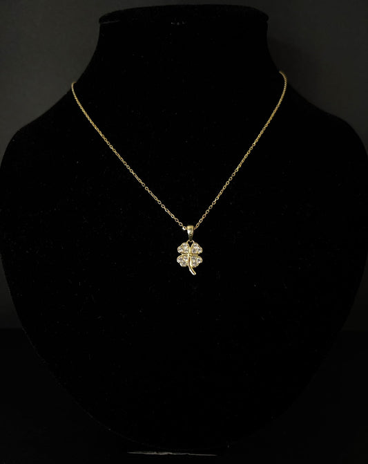 Collana Morfea con quadrifoglio