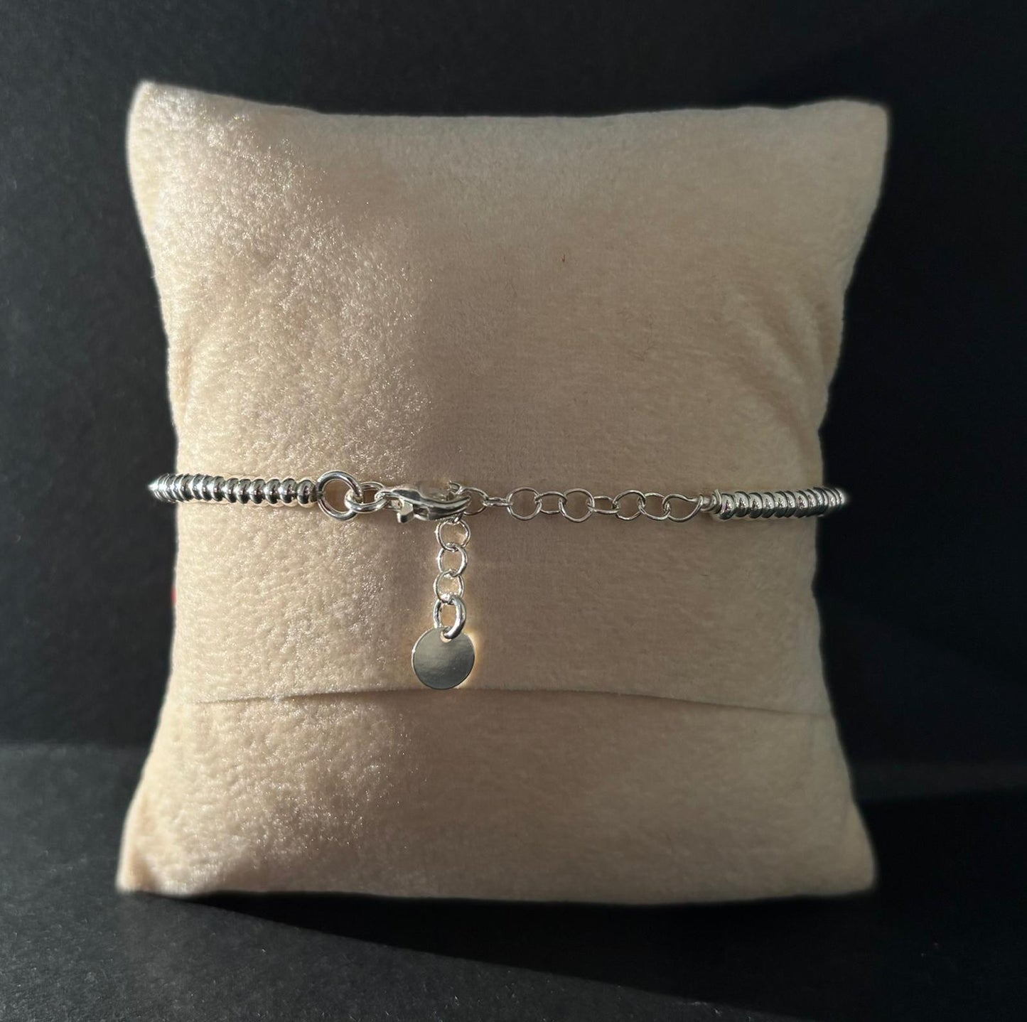 Bracciale Morfea con corni rossi