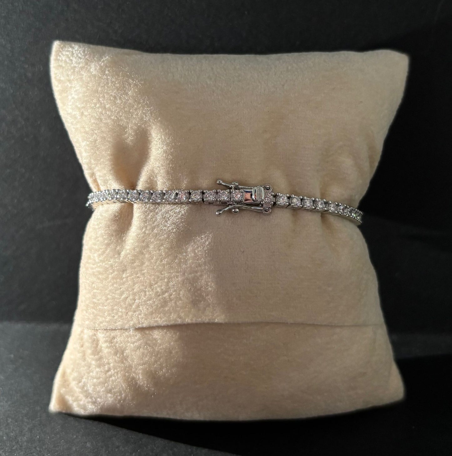 Bracciale Morfea tennis con zirconi bianchi