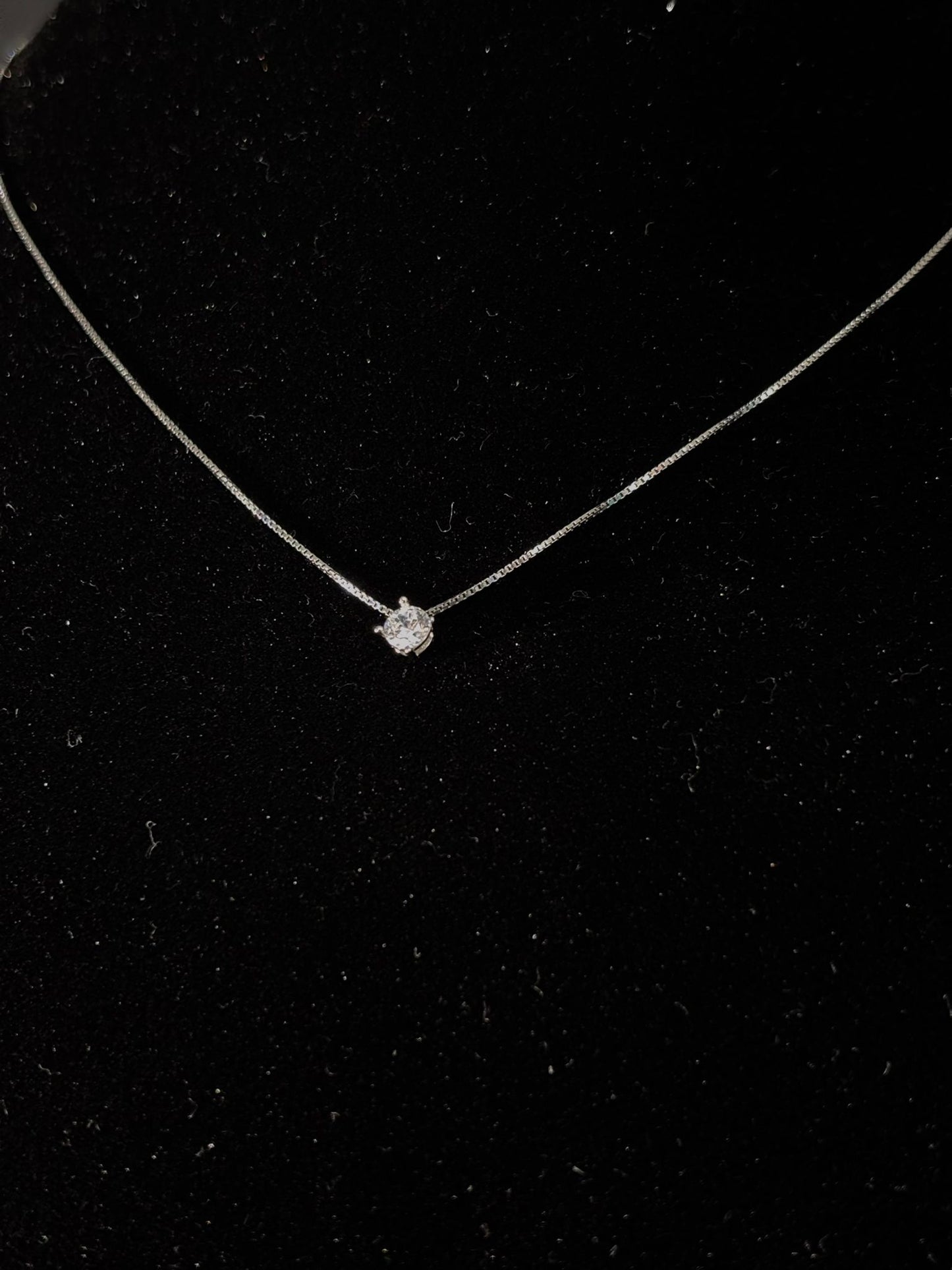Collana Morfea punto luce